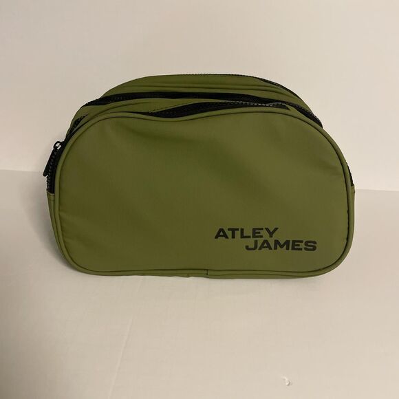 Atley James Other - Atley James Green Toiletry  Bag